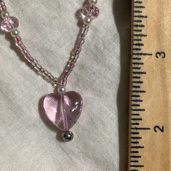 Pink heart pendant beaded necklace - Picture 5 of 5